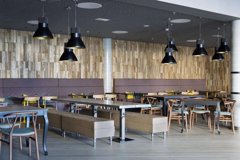 Comfort Hotel Bergen Airport Blomsterdalen Exterior foto